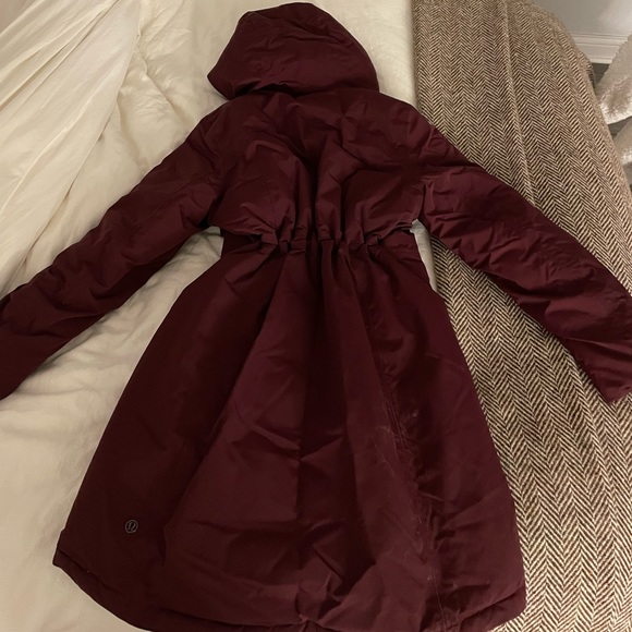 Lululemon Snow Warrior Parka Size 10 - Picture 6 of 8